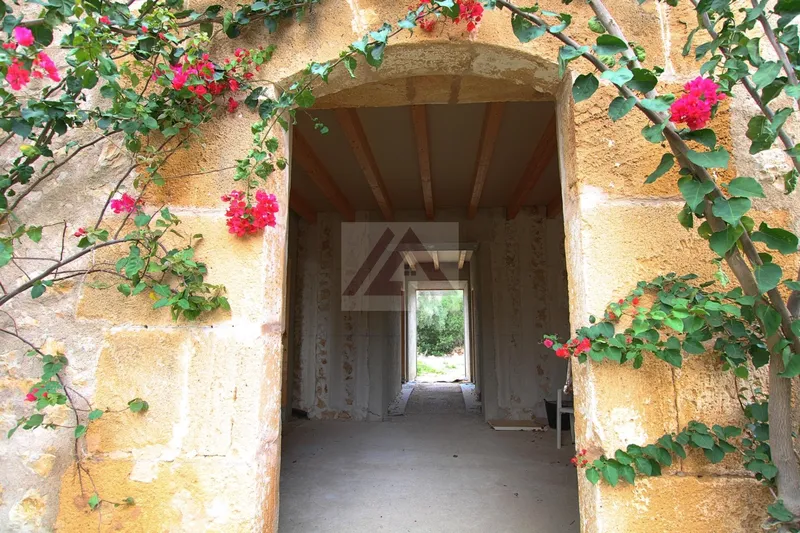 Country house for sale in Sant Llorenc des Cardassar — photo 1