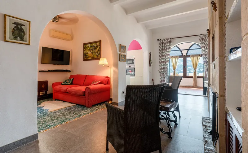 Large apartment with terrace and sea views — photo 4