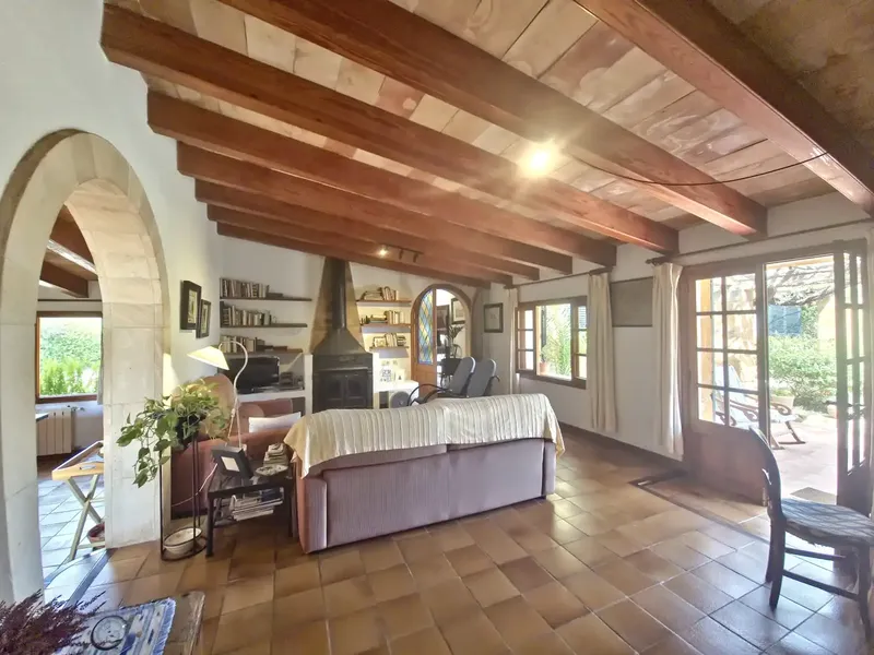Nestled in the dreamlike landscape of Port Nou, a property opens before you that is much more than a property: it is a place full of em — photo 9