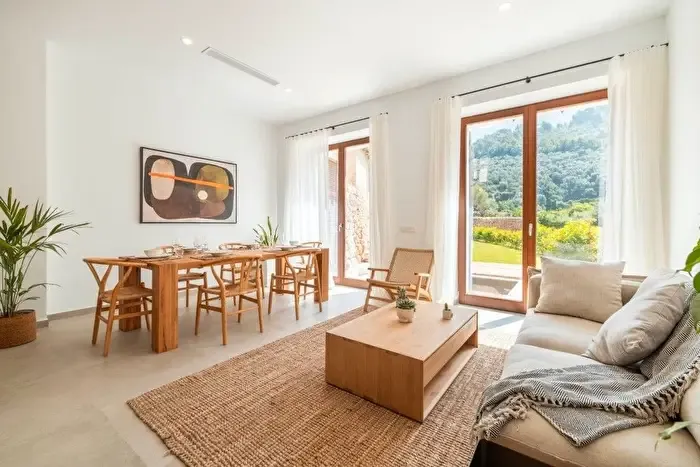 Casa en venta de 3 habitaciones en Fornalutx, Illes Balears — photo 1