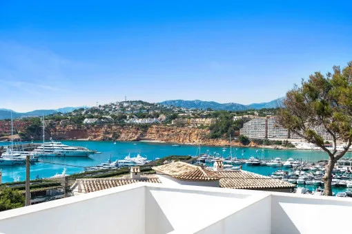 Port Adriano, luxury newly built villa with sea views and saltwater pool, in the Port Adriano marina — photo 5