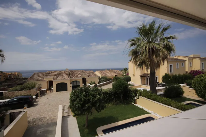 Nova Santa Ponça: Elegant townhouse with sea views in an exclusive residential complex. — photo 9