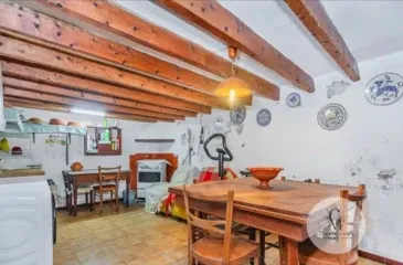 Large Independent House with Garage in Pollença: The Opportunity to Create the Home of Your Dreams! — photo 9