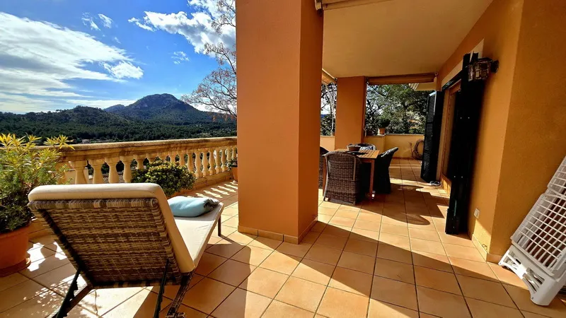 Top property with stunning sea views — photo 1
