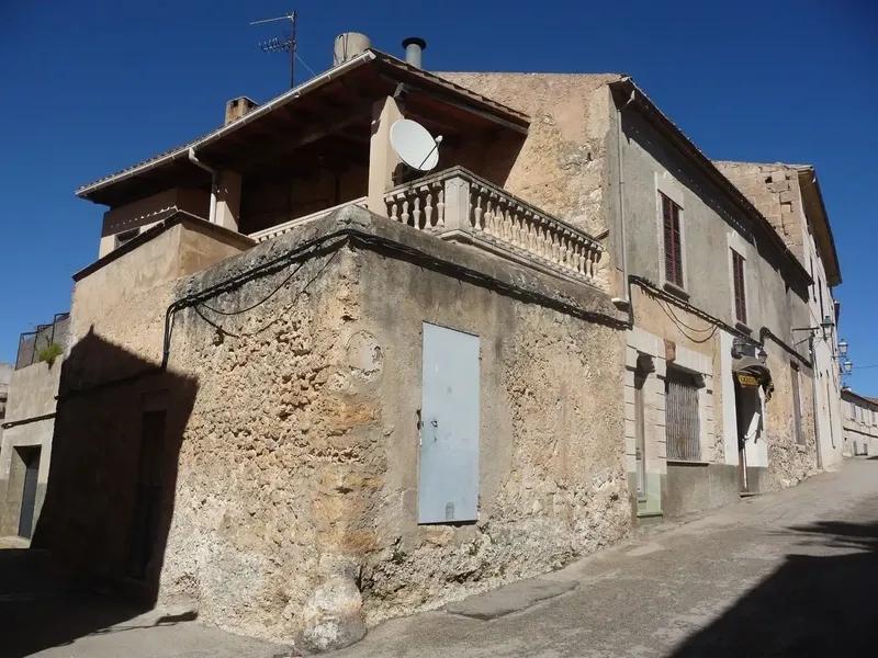 Traditional stone village house, the house is divided into two floors where the first floor was formerly used as a restaurant and the — photo 3