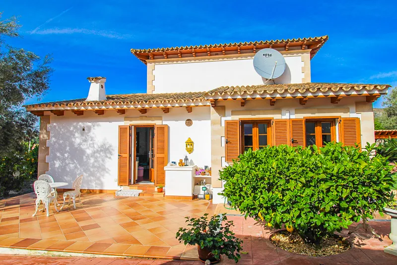 Ref. 2437C – Andratx – Very nice detached house with large garden — photo 3