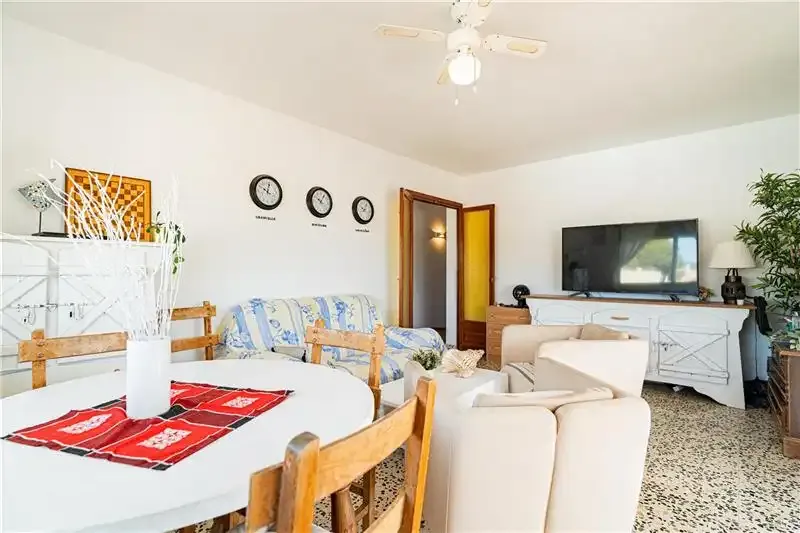 Penthouse with terraces and panoramic views, approx. 125 m², living-dining room, separate furnished and equipped kitchen, laundry room, 5 bedrooms — photo 5