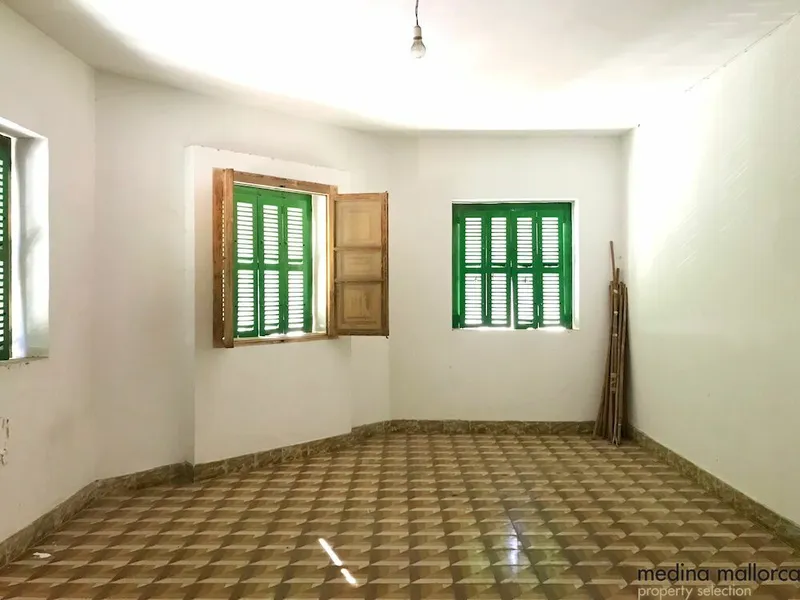 Characterful building to renovate in Felanitx — photo 8