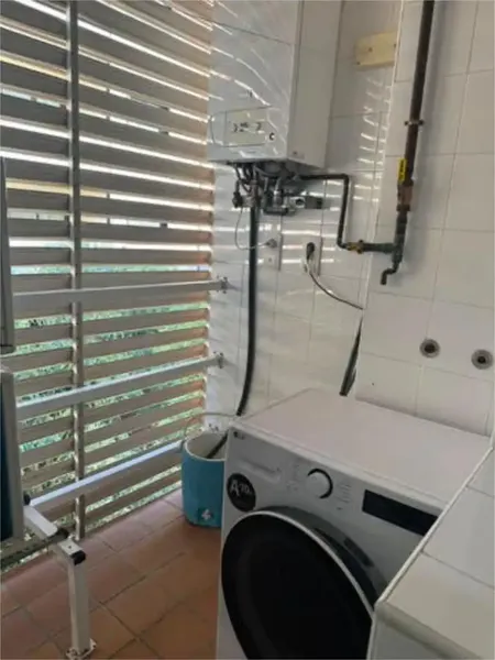 Bright 2-bedroom flat with parking and storage room in El Vivero - Son Rullan – €1,500/month — photo 2