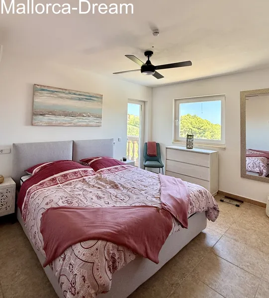 Cala Mandia: Exclusive Penthouse with Sea Views and Private Rooftop Terrace – Just a Short Walk from the Beach — photo 9