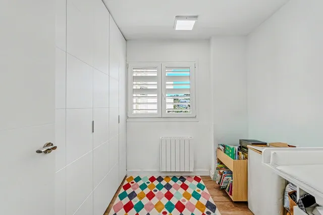 Modern apartment with terrace for sale in Puerto Portals, southwest Mallorca — photo 11