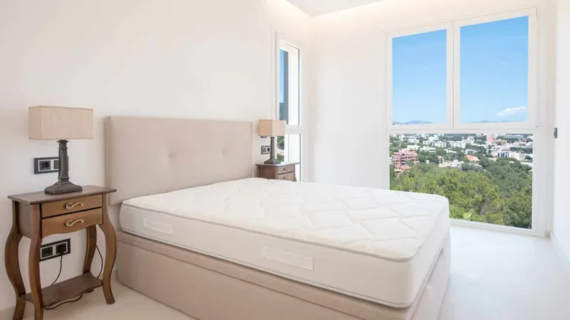 Penthouse with sea views in sought-after residential area in Bendinat for sale — photo 9