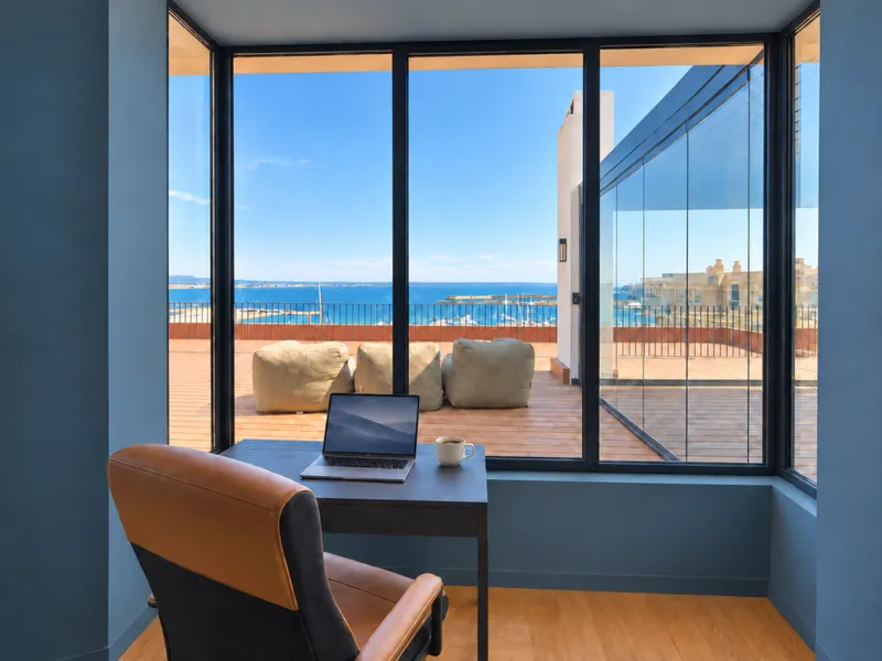 Ref 2122; Spectacular penthouse with private terrace in Palma, El Terreno, for rent — photo 11