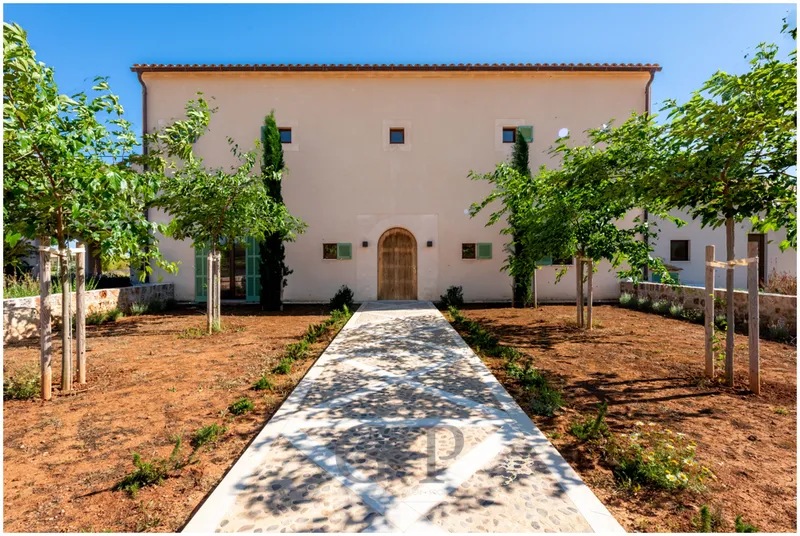Real estate details — photo 3
