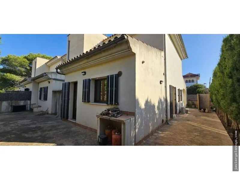 Rental of independent house or villa on Calle de Cala Murta — photo 4