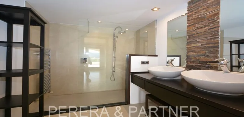 Ref. A045: Luxurious flat with great harbor and sea views in Cala Ratjada — photo 11