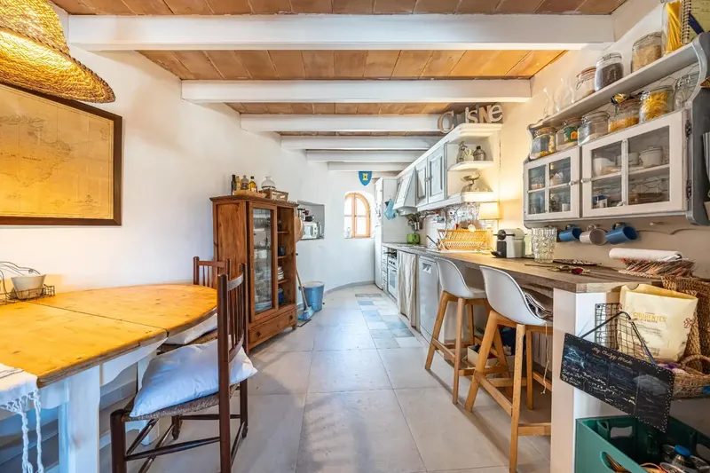 Gestpropiedad presents in Mallorca this house in Capdepera, a real estate opportunity located a few meters from the castle. The property — photo 8