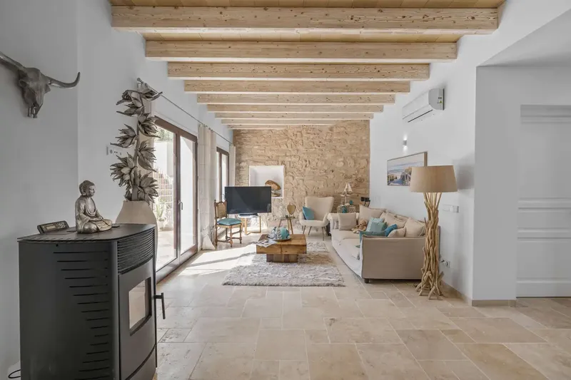 Do you want to bet that this Mallorcan gem will make your eyes light up? And I'm sure some oohs, ahhs and WOWs will come out of your mouth. — photo 5