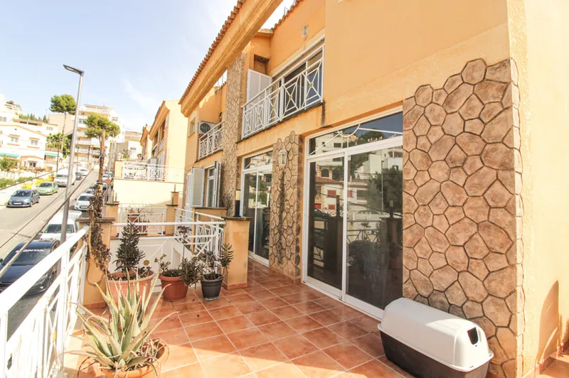 Unique Semi-detached House with Four Bedrooms, Garage and Large Outside Space, only one minute from Cala Mayor Beach! — photo 11