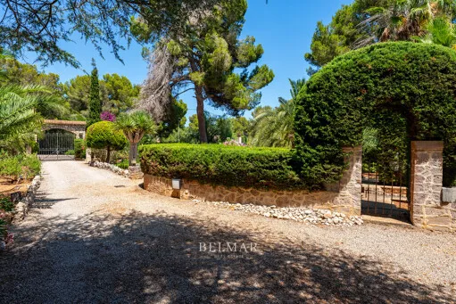 Pure island feeling! Single-storey property with adjoining building and garage near the beach of Cala Murada — photo 6