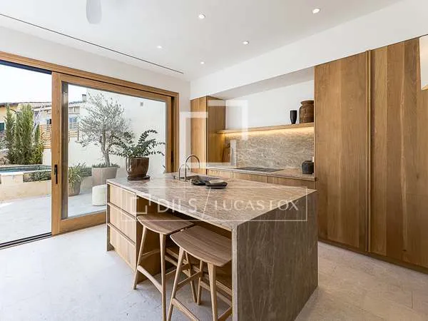 300m² house / villa with 130m² garden for sale in Santa Maria del Cami — photo 4