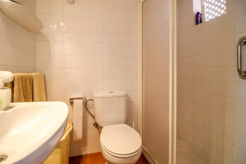 EXCLUSIVE LISTING.- Renovated stone facade town house near the famous Calvario steps — photo 4