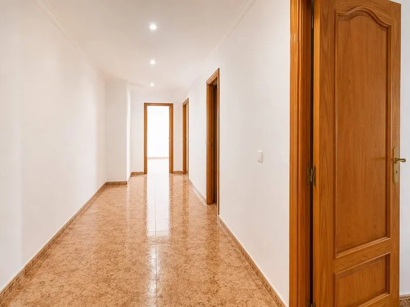 90m² apartment with 4 rooms, bathroom and balcony for sale — photo 10