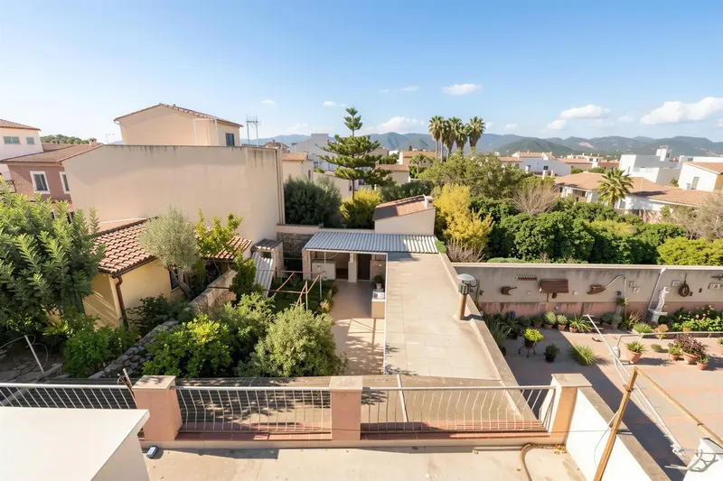 This charming village property in picturesque Santa María del Camí offers an exceptional opportunity for buyers with vision — photo 6