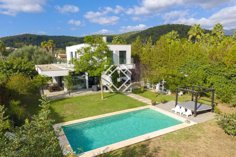 Modern and exclusive villa in residential area of Crestatx, close to Pollença, Mallorca — photo 9