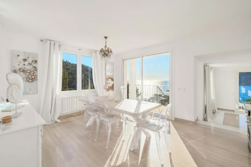 Luxurious Villa with Spectacular Sea Views and Holiday License in Camp de Mar — photo 9