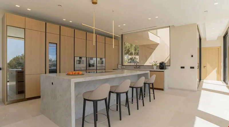 Sophisticated newly built villa with panoramic sea views for sale in Costa d’en Blanes — photo 3
