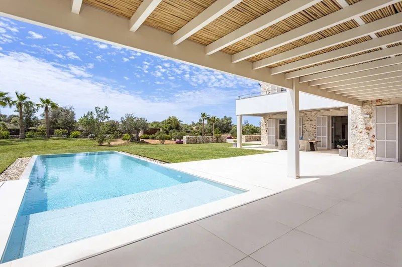 Exclusive! Dream finca in Ses Salines with large pool, large garden, top quality for sale — photo 9