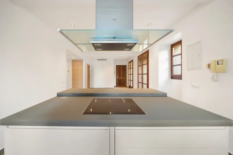 Charming property apartment for sale in La Calatrava with interior courtyard and good road access — photo 10