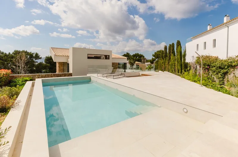Fantastic villa with panoramic views and exclusive furnishings — photo 10