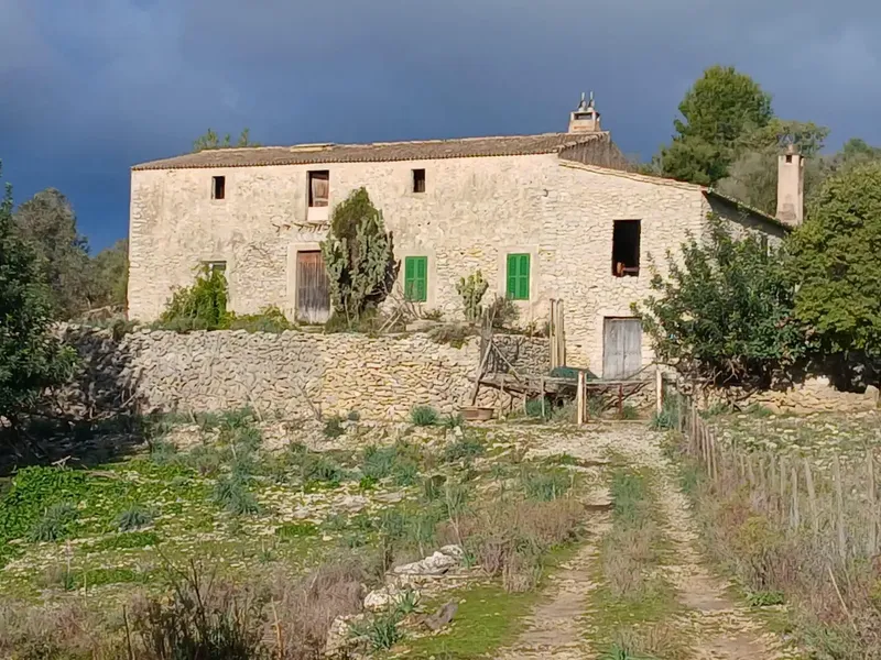 Rustic house with lots of traditional charm, located in Mancor de la Vall (Mallorca). — photo 1
