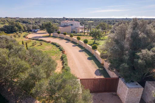 Santanyi, first-class new-build finca with pool and wonderful views near Santanyi — photo 9