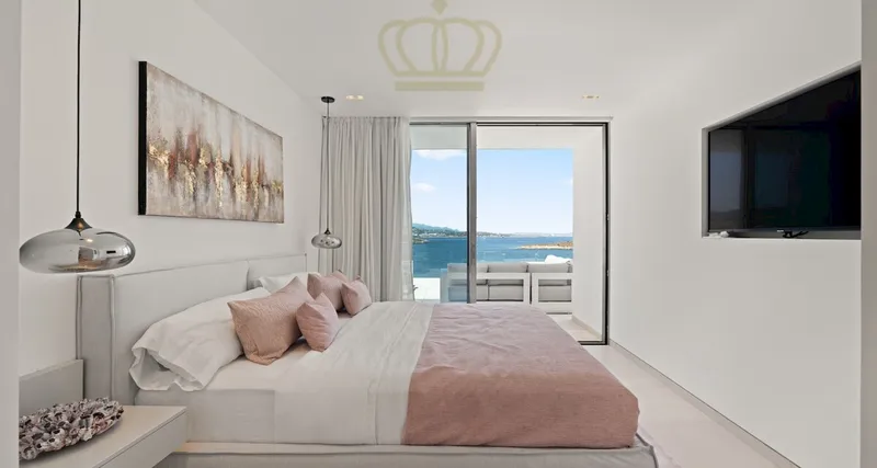 Beautiful new build villa in Mallorca Cala Vinyas - first sea line — photo 5