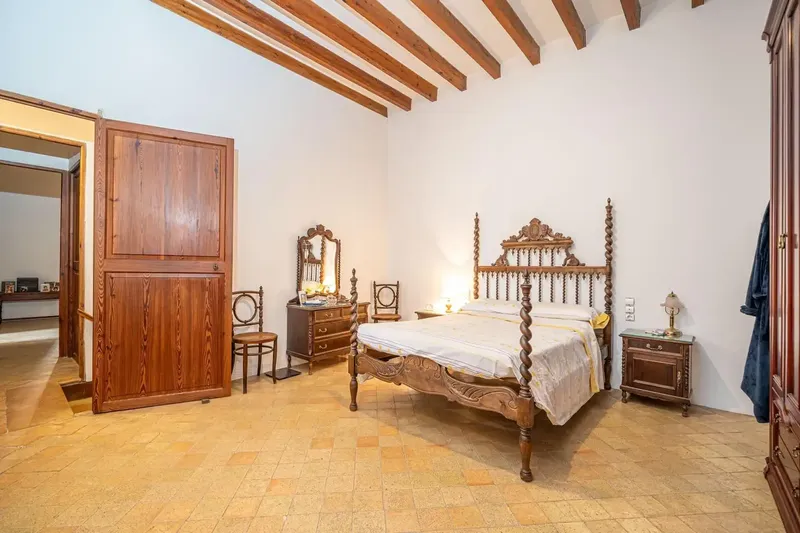 Spectacular country house with 7 bedrooms in Alaró — photo 10