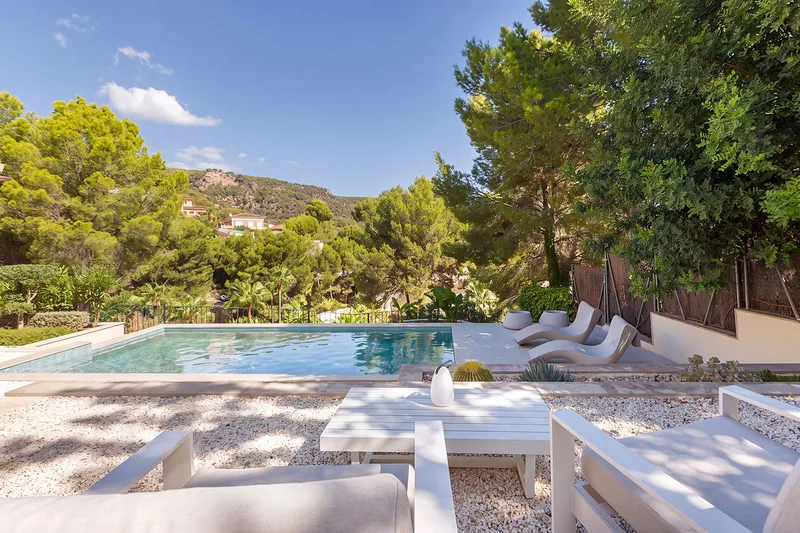 Elegante Villa mit mediterranem Flair und modernem Wohnkomfort — photo 2