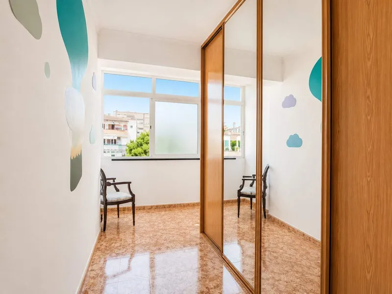 90m² apartment with 4 rooms, bathroom and balcony for sale — photo 8