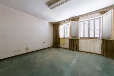 Commercial Space in Manacor, 104 sqm, First Floor with Open Ceiling — photo 2