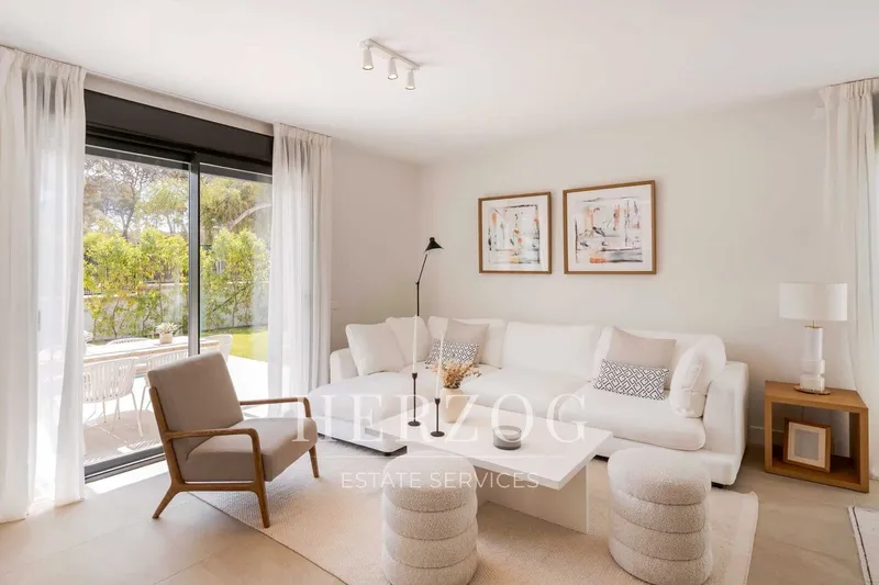 Modern newly built villa with private pool in a sought-after location in Puig de Ros — photo 6
