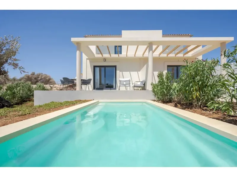 Promotion of 159 semi-detached individual villas, in the final phase, located in the residential area of Cala Romántica (municipality of Manacor) — photo 1