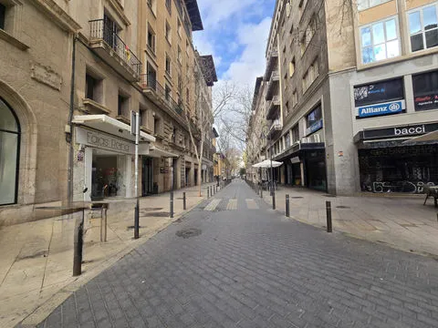 Profitable premises for sale in Plaza de l'Olivar — photo 11