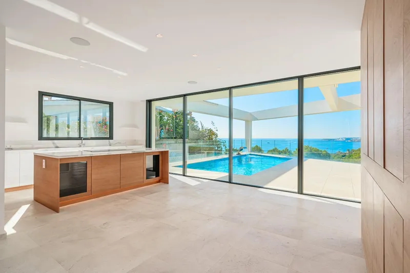 Spectacular modern villa with sea views in Costa den Blanes — photo 9