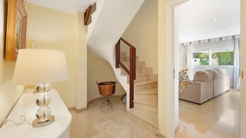Large family duplex for sale in La Bonanova with clear sea views from the living room with terrace, accessed from the hallway — photo 8