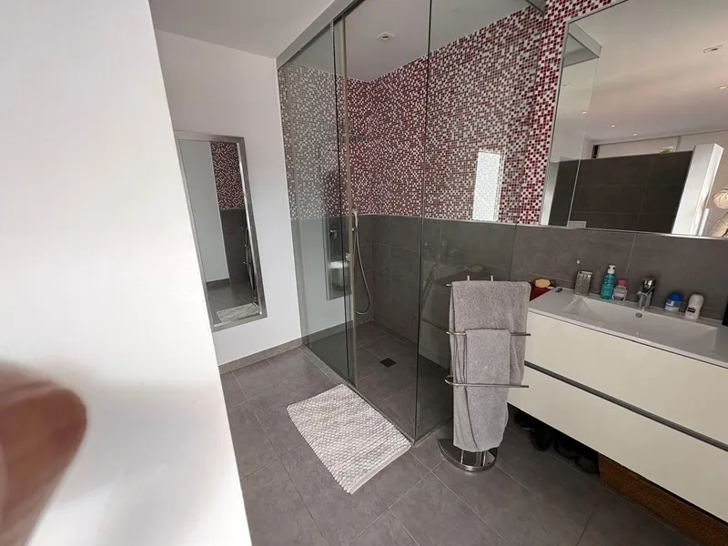 Modern detached family house with private pool — photo 12