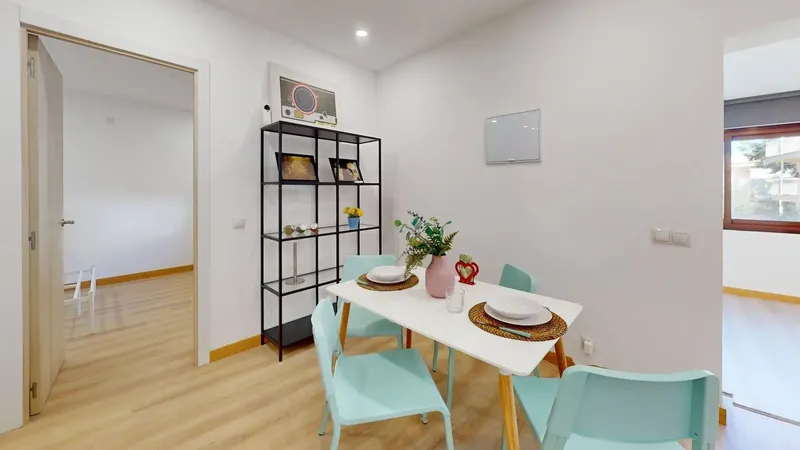 Discover this bright, fully renovated home in a quiet residential area of Magaluf, away from the noise and nightlife — photo 5