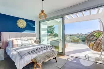 Modern Luxury Home with Sea Views, Jacuzzi and Exclusive Design, A Few Meters from the Beach in Puerto de Pollença — photo 12