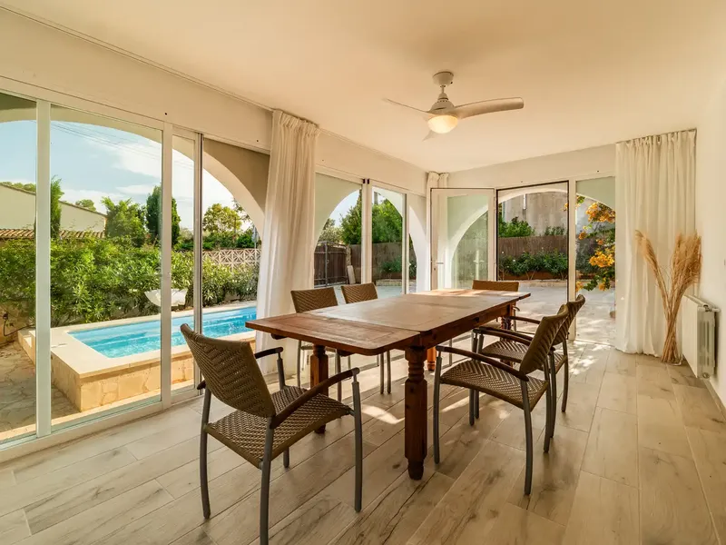 This lovingly renovated house with two separate residential units is located above the beautiful bay of Cala Santanyí — photo 7